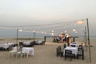 هتل Chez Nous Boutique Resort
