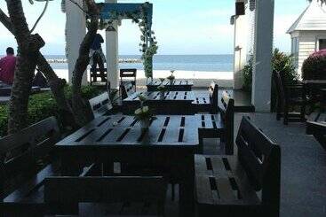 هتل Chez Nous Boutique Resort