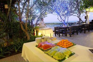 هتل Chez Nous Boutique Resort