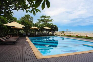 هتل Chez Nous Boutique Resort