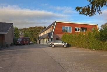 هتل Het Landhuis