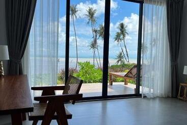 هتل Little Moon Villa