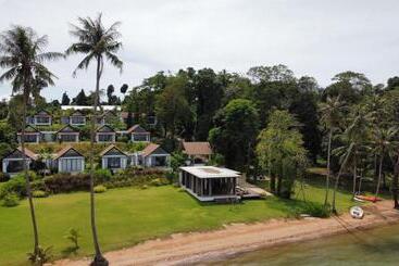 هتل Little Moon Villa