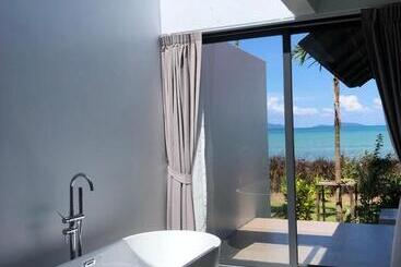 هتل Little Moon Villa