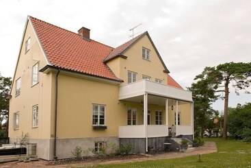هتل Our House