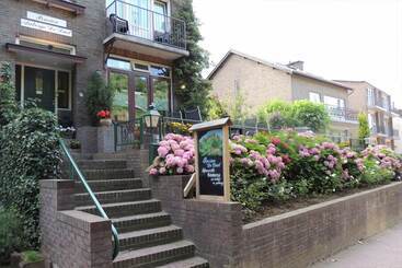 هتل Pension Auberge De Dael