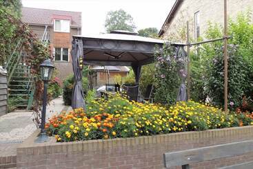 هتل Pension Auberge De Dael