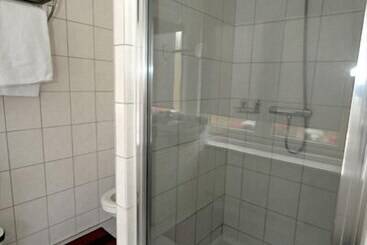 هتل Pension Auberge De Dael