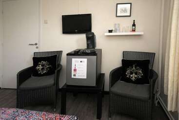 هتل Pension Auberge De Dael