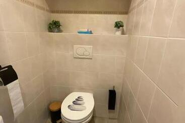 هتل Pension Auberge De Dael