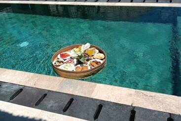 هتل Royal Pool Villa Bali