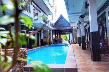 هتل Vibola Guesthouse