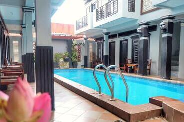 هتل Vibola Guesthouse