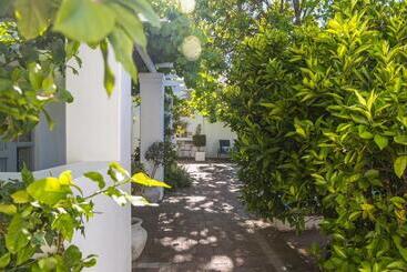 پانسیون Ashbourne Boutique Guest House