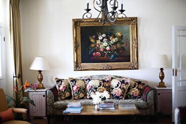پانسیون Ashbourne Boutique Guest House