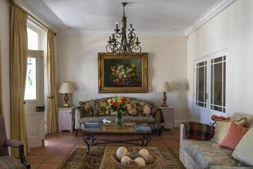 پانسیون Ashbourne Boutique Guest House