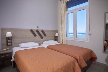 پانسیون Pelineon Rooms