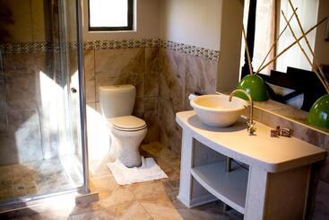 پانسیون Villa Mexicana Guesthouse