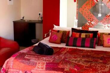 پانسیون Villa Mexicana Guesthouse