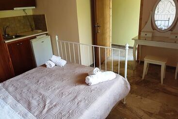 Studios Lefkada