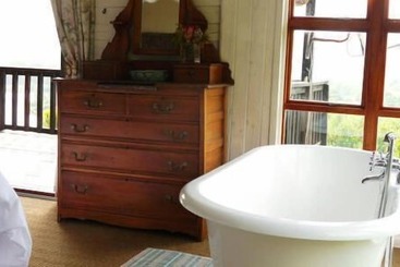 Velvet Moon Cottage