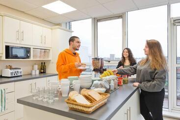 هاستل Canbe Garden Lane Backpackers
