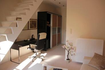 تختخواب و صبحانه Luxury Suites Arendshof
