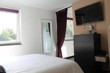 تختخواب و صبحانه Sweetnest Guest House