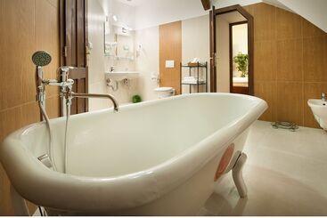 Brioni Suites