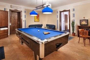 Brioni Suites