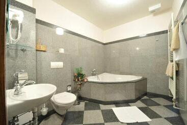 Brioni Suites