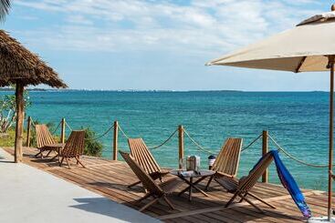 هتل Chuini Zanzibar Lodge By Newmark