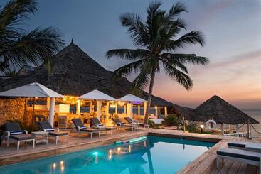 هتل Chuini Zanzibar Lodge By Newmark