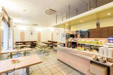هتل Ibis Budget Ciboure Stjeanluz