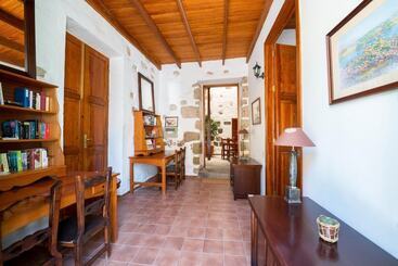 هتل Rural Villa De Agüimes