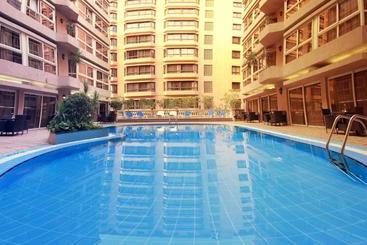 Pyramisa Downtown Residence