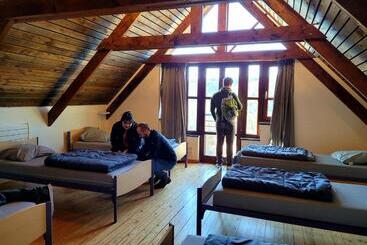 هاستل Auberge De Jeunesse De Bouillon