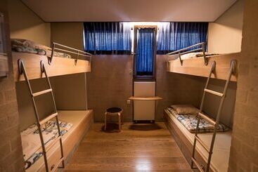هاستل Auberge De Jeunesse De Mons