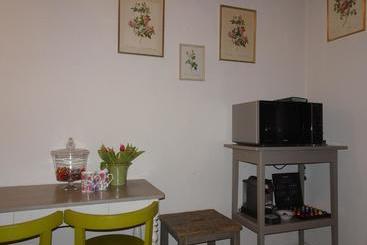 تختخواب و صبحانه Guesthouse Alizée
