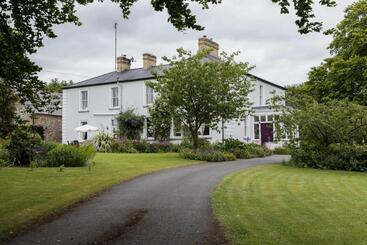 تختخواب و صبحانه College Hill House