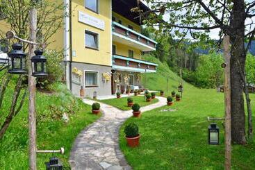 تختخواب و صبحانه Haus Elisabeth