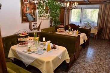 تختخواب و صبحانه Haus Elisabeth