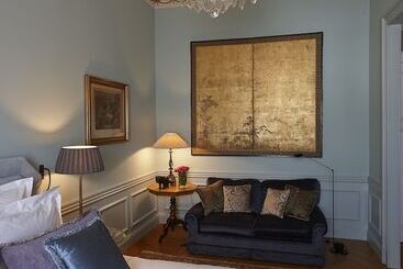 تختخواب و صبحانه Jvr108 Luxury Guesthouse