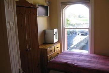 تختخواب و صبحانه Dun Aoibhinn Guest Accommodation
