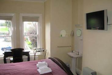 تختخواب و صبحانه Dun Aoibhinn Guest Accommodation
