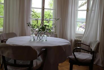 هتل Seeschlößl Velden