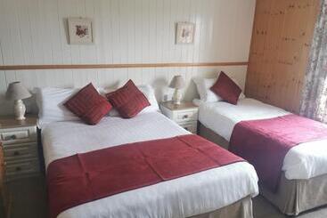 The Olde Castle B&b