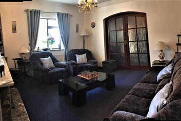 The White House B&b