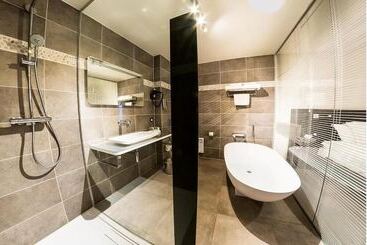 تختخواب و صبحانه Abalona Hotel & Apartments
