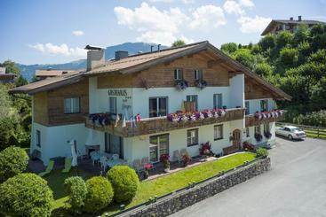 تختخواب و صبحانه Gästehaus Greger